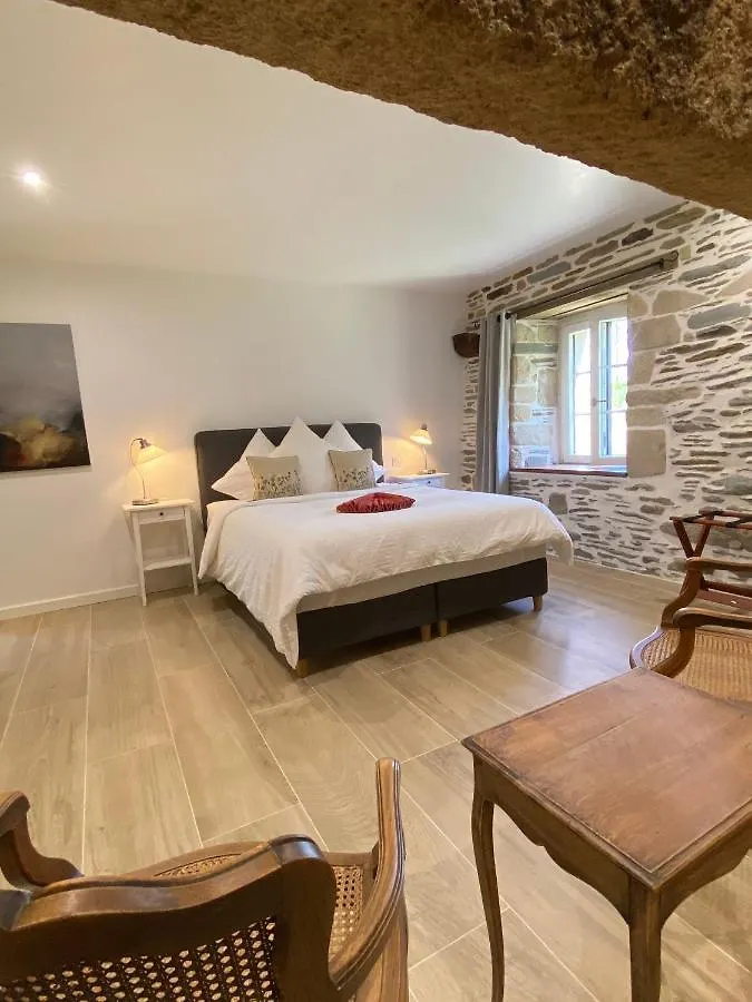 Domaine De Kerdavid - Chambres D'Hotes A Remungol Evellys Bed and Breakfast