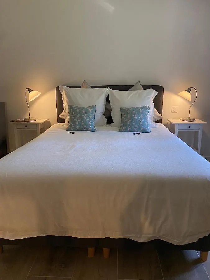 Domaine De Kerdavid - Chambres D'Hotes A Remungol Evellys Bed and Breakfast