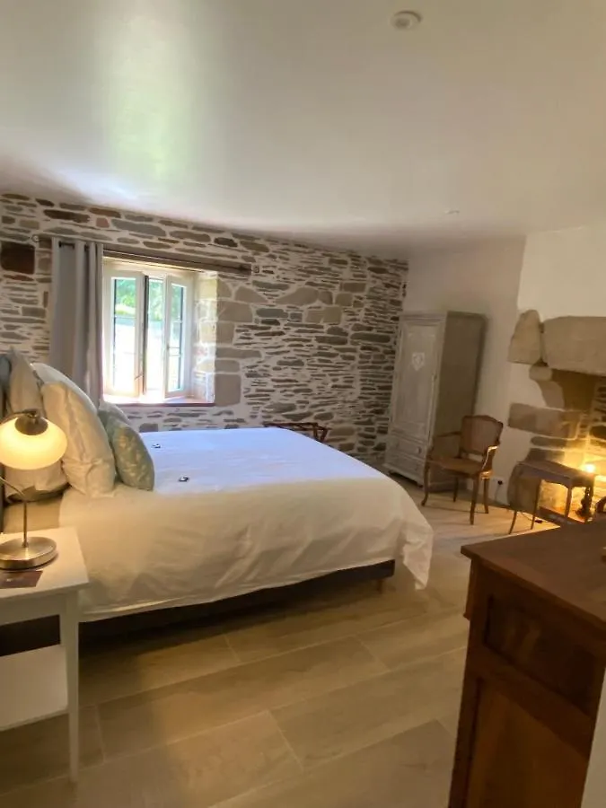 Domaine De Kerdavid - Chambres D'Hotes A Remungol Evellys Bed and Breakfast